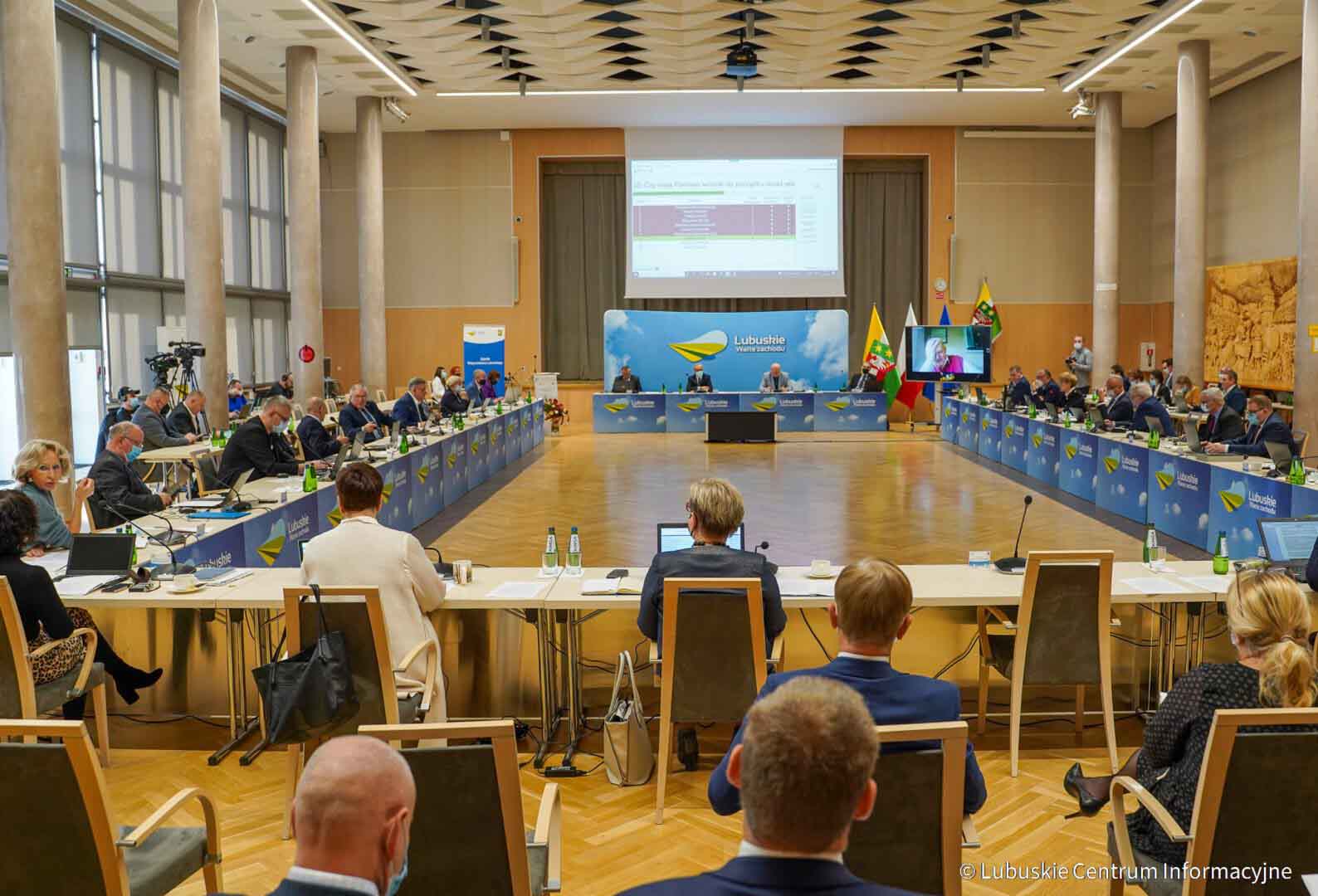 Sejmik Koalicja Obywatelska będzie mogła rządzić województwem bez koalicjantów PROGNOZA WYBORCZA