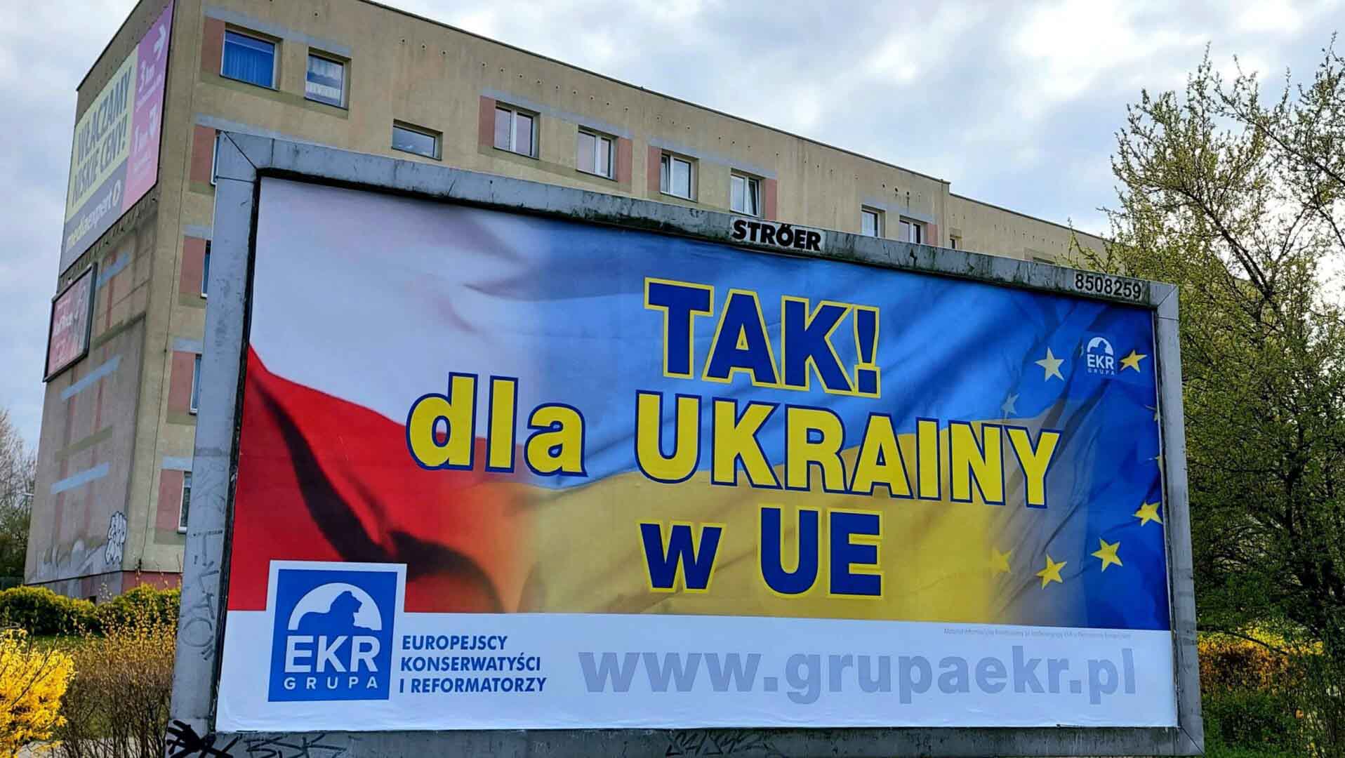 20220419_154750(2) Zbawcy Ukrainy czyli cynizm na billboardach FELIETON