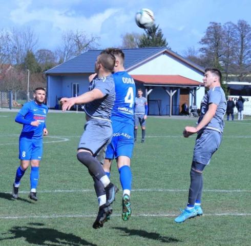 Błękitni Ołobok - Odra Bytom Odrzański