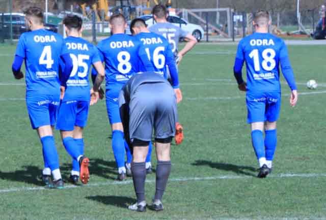 Błękitni Ołobok - Odra Bytom Odrzański