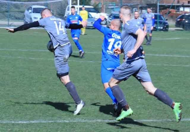 Błękitni Ołobok - Odra Bytom Odrzański