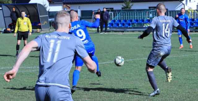 Błękitni Ołobok - Odra Bytom Odrzański