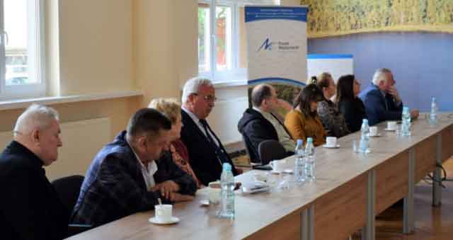 Podpisanie umów na dotacje na remont zabytków Fot. Tomasz Pawłowski