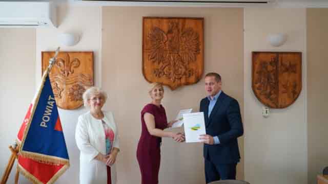 Podpisanie umów na inwestycje w ramach Lubuskiej Bazy Sportowej