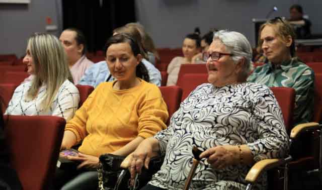 Spotkanie z Martą Maciejewską, autorką książki "1200 gramów szczęścia"