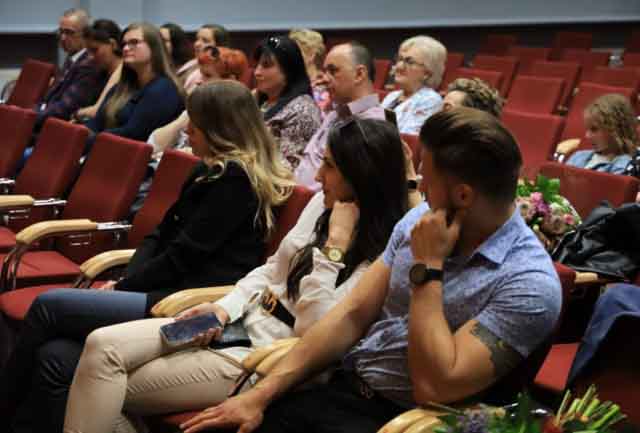 Spotkanie z Martą Maciejewską, autorką książki "1200 gramów szczęścia"