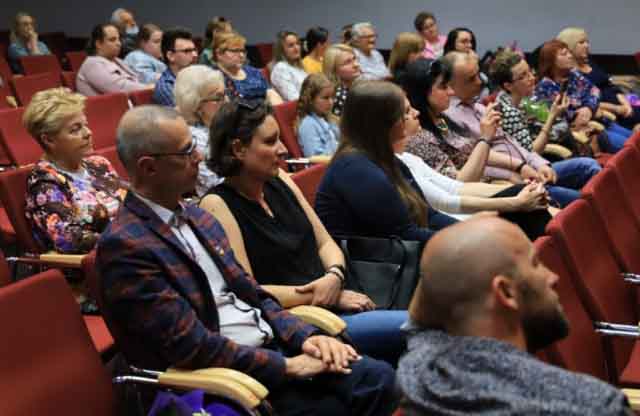 Spotkanie z Martą Maciejewską, autorką książki "1200 gramów szczęścia"