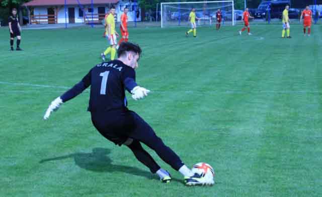 Odra Nietków - Spójnia Ośno Lubuskie