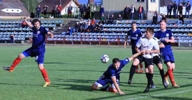 Piast Czerwieńsk - Piast Iłowa