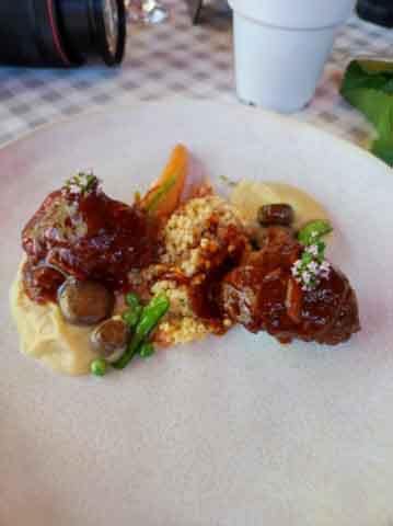 IMG_20220622_132517 Policzki wołowe z kaszą w sosie