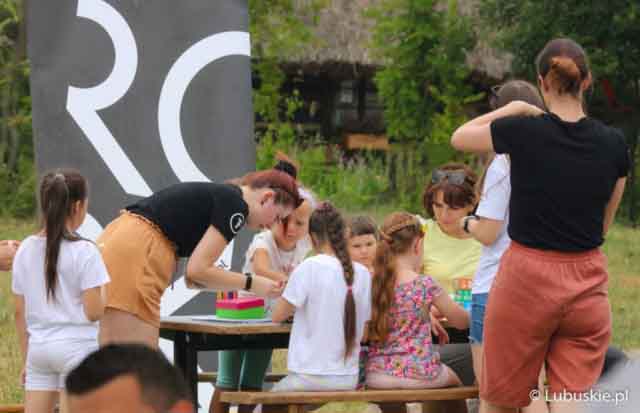 Piknik dla wolontariuszy w Ochli