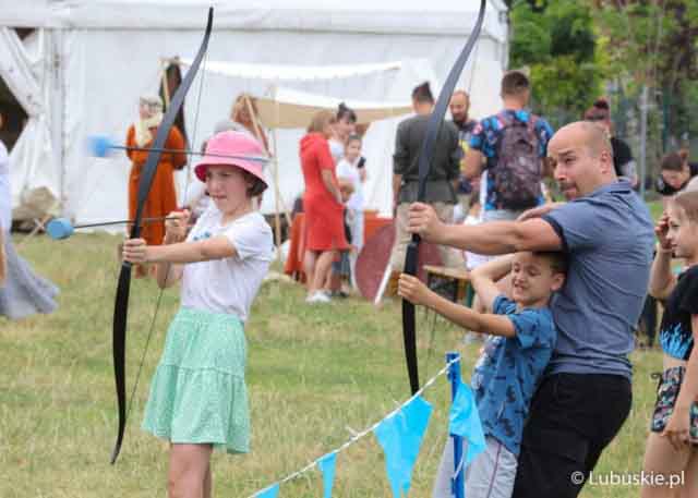 Piknik dla wolontariuszy w Ochli