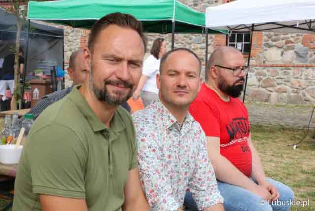 Piknik dla wolontariuszy w Ochli