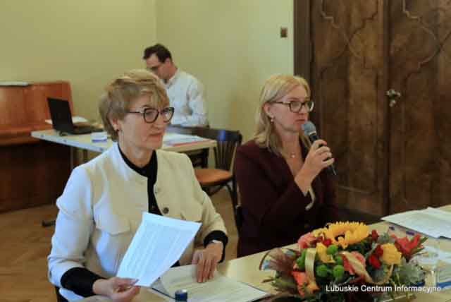 Posiedzenie sejmikowej Komisji ds. Klimatu w Regionalnym Centrum Animacji Kultury Fot. Dariusz Nowak