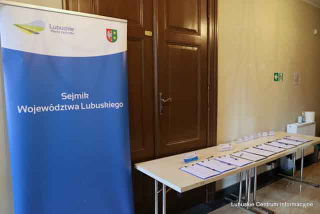 Posiedzenie sejmikowej Komisji ds. Klimatu w Regionalnym Centrum Animacji Kultury Fot. Dariusz Nowak