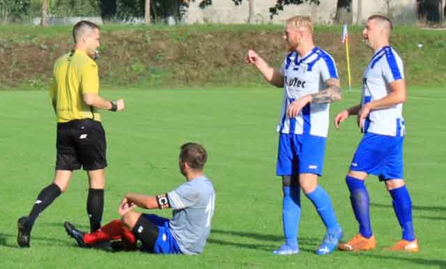 Piast Czerwieńsk - Błękitni Ołobok