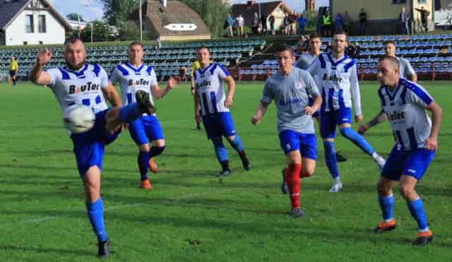 Piast Czerwieńsk - Błękitni Ołobok