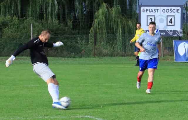Piast Czerwieńsk - Błękitni Ołobok