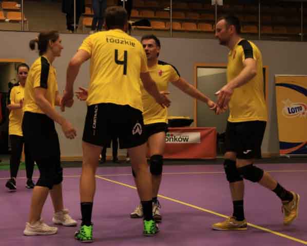 VI Ogólnopolska Olimpiada Urzędów Marszałkowskich w Drzonkowie - turniej siatkówki