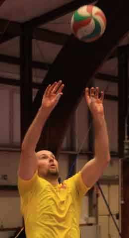 VI Ogólnopolska Olimpiada Urzędów Marszałkowskich w Drzonkowie - turniej siatkówki