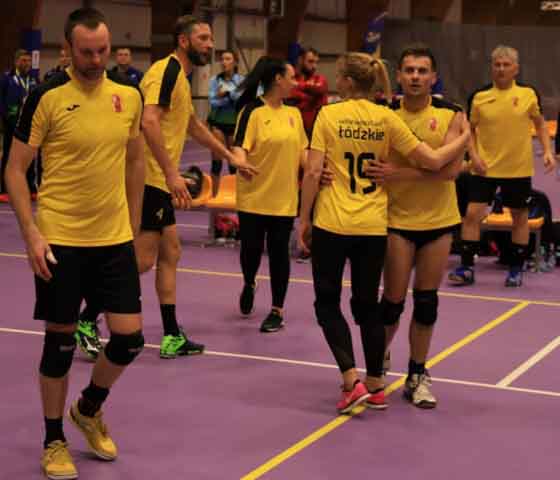 VI Ogólnopolska Olimpiada Urzędów Marszałkowskich w Drzonkowie - turniej siatkówki