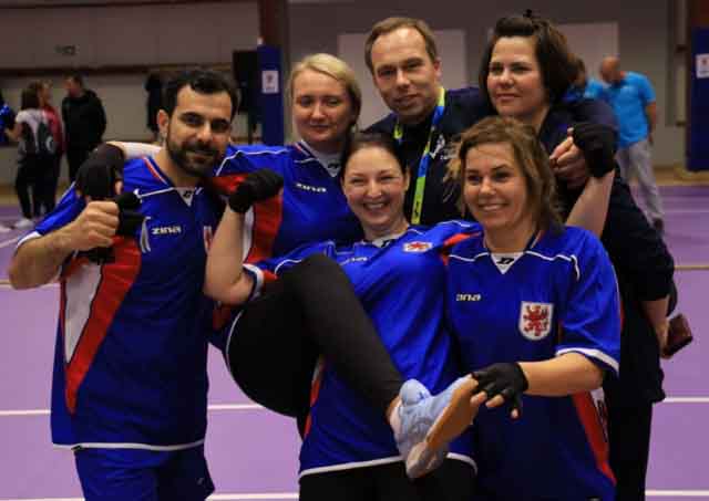 VI Ogólnopolska Olimpiada Urzędów Marszałkowskich w Drzonkowie - przeciąganie liny