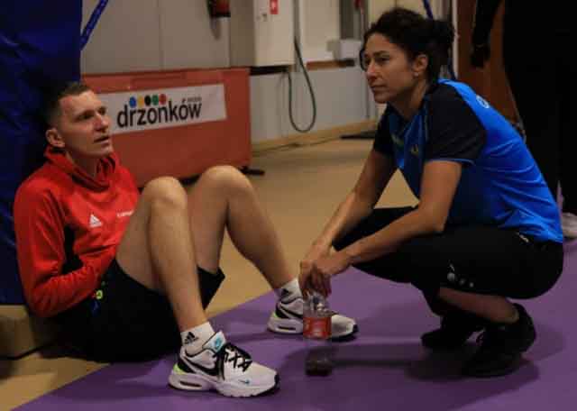 VI Ogólnopolska Olimpiada Urzędów Marszałkowskich w Drzonkowie - przeciąganie liny