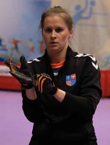 VI Ogólnopolska Olimpiada Urzędów Marszałkowskich w Drzonkowie - przeciąganie liny