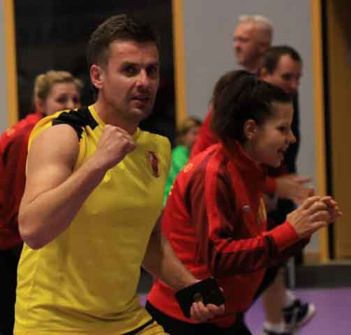 VI Ogólnopolska Olimpiada Urzędów Marszałkowskich w Drzonkowie - przeciąganie liny