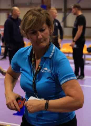 VI Ogólnopolska Olimpiada Urzędów Marszałkowskich w Drzonkowie - przeciąganie liny