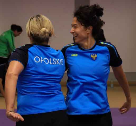 VI Ogólnopolska Olimpiada Urzędów Marszałkowskich w Drzonkowie - przeciąganie liny