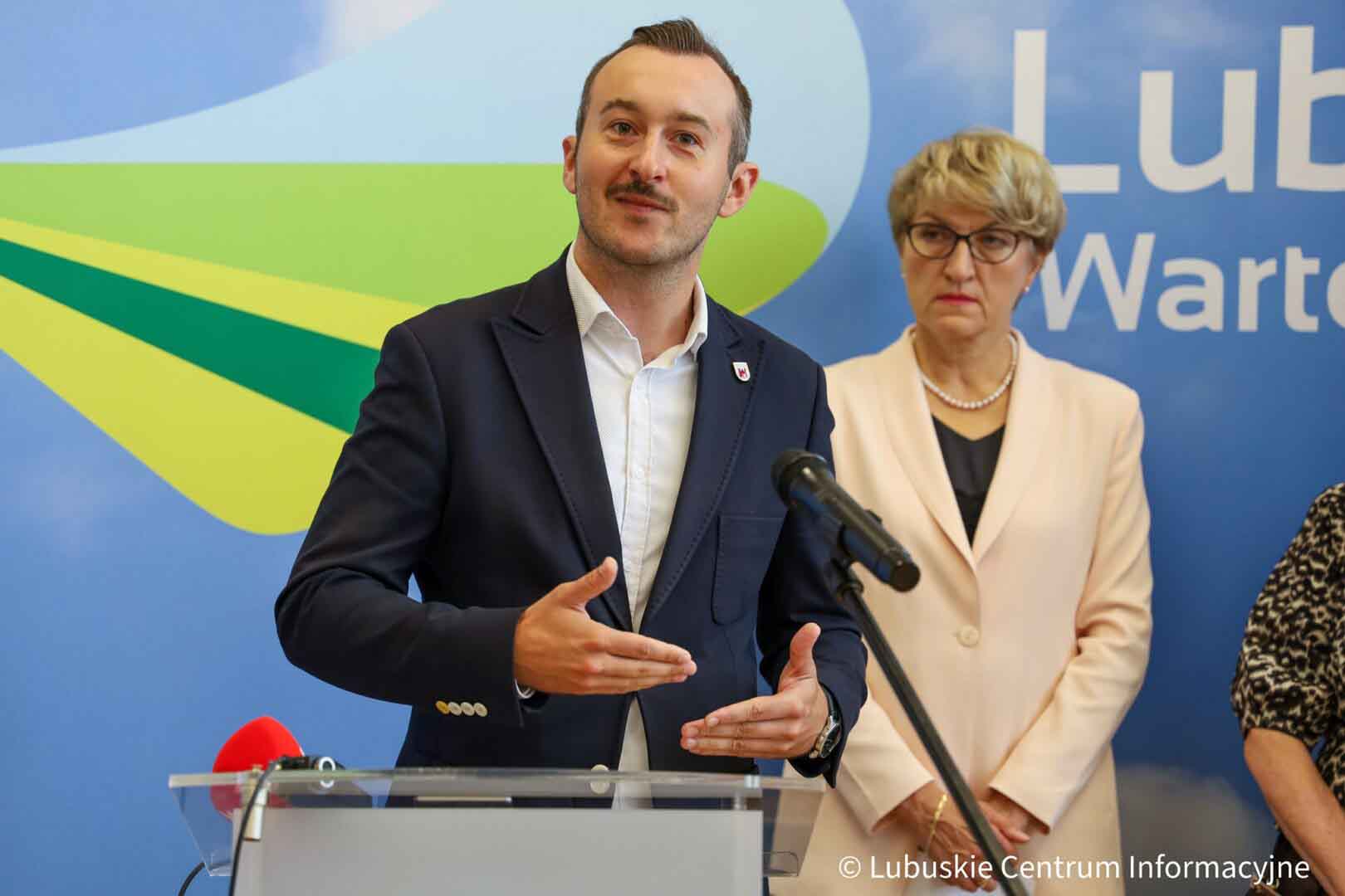   Tomasz Sielicki burmistrz Świebodzina Przed samorządami kolejny trudny finansowo rok WIDEO