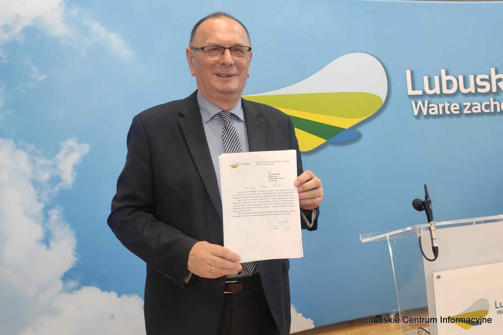 Wicemarszałek Stanisław Tomczyszyn  80 mln zł wydane ale potrzeba drugie tyle Wicemarszałek apeluje do ministra WIDEO