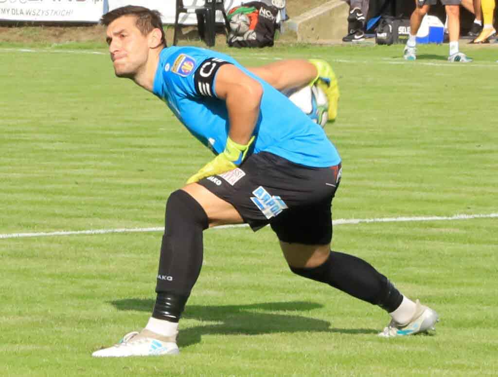 Mężczyzna z piłką