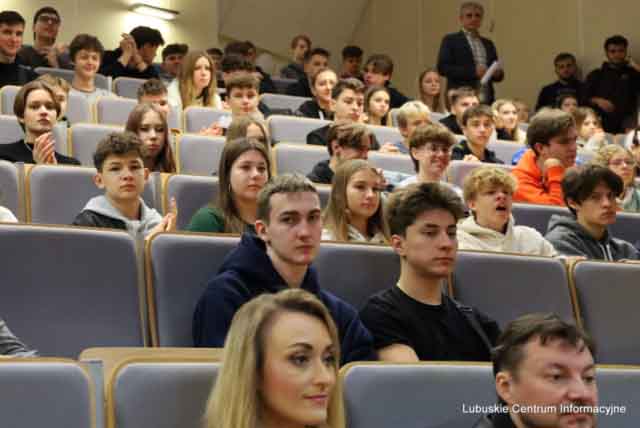 Dzień Promocyjny Inżynierii Lotniczej na UZ