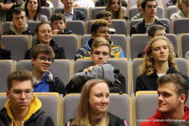 Dzień Promocyjny Inżynierii Lotniczej na UZ