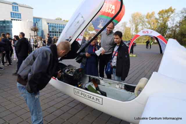 Dzień Promocyjny Inżynierii Lotniczej na UZ