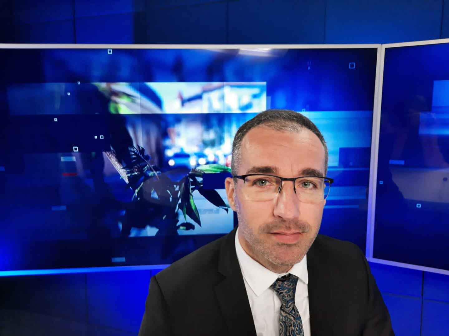   Łukasz Marcinkiewicz  Rząd nam niczego nie ułatwia Wręcz przeciwnie WIDEO