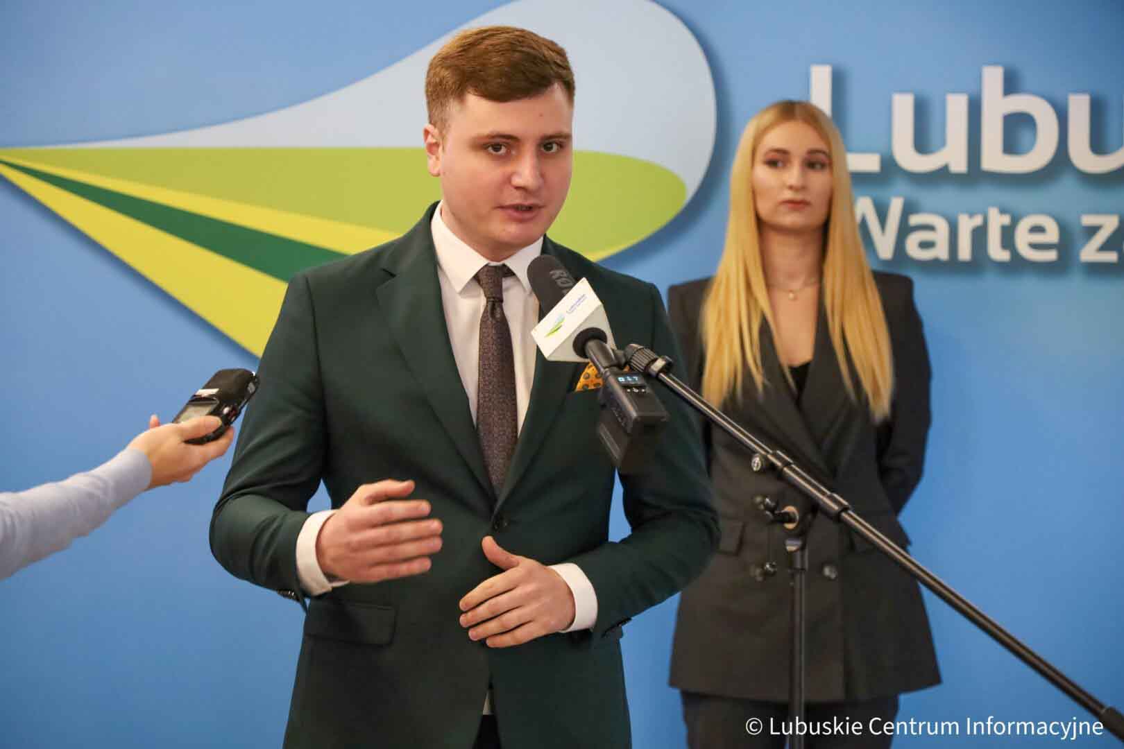   Jakub Szczepański Teraz Lubuskie Psychiatria dzieci i młodzieży powinna być priorytetem WIDEO