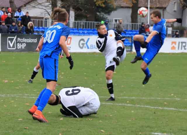 Odra Nietków - Spójnia Ośno Lubuskie