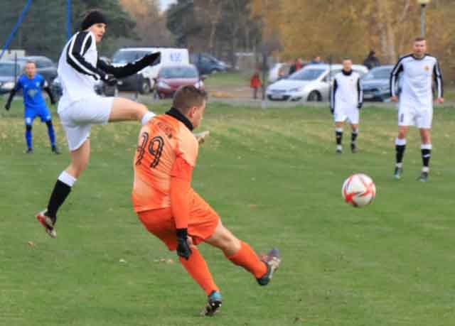 Odra Nietków - Spójnia Ośno Lubuskie