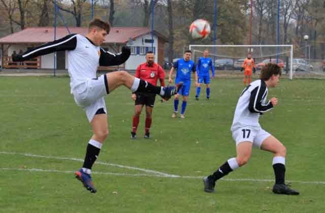 Odra Nietków - Spójnia Ośno Lubuskie