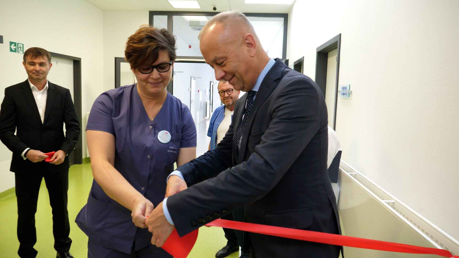 P1266169.00_21_30_26.Still003 Jeśli być pacjentem to takiego szpitala Nowosolska lecznica przeszła remont za 42 mln zł WIDEO