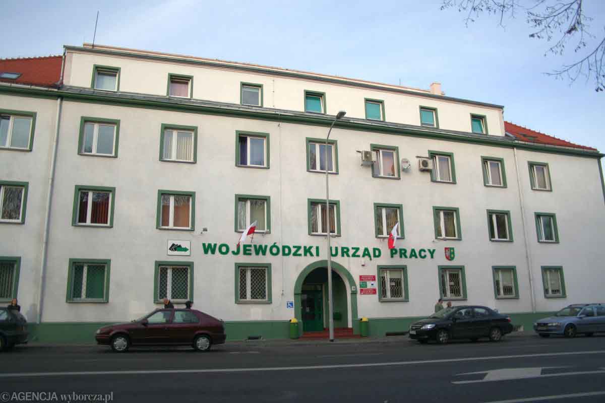   Reakcja zarządu województwa w sprawie dyrektora Wojewódzkiego Urzędu Pracy w Zielonej Górze