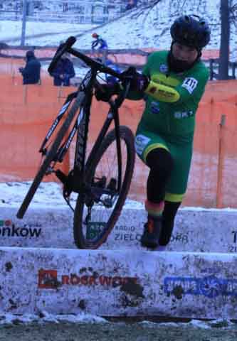 Zawody w kolarstwie przełajowym "Po trasie mistrzostw Polski" w Drzonkowie