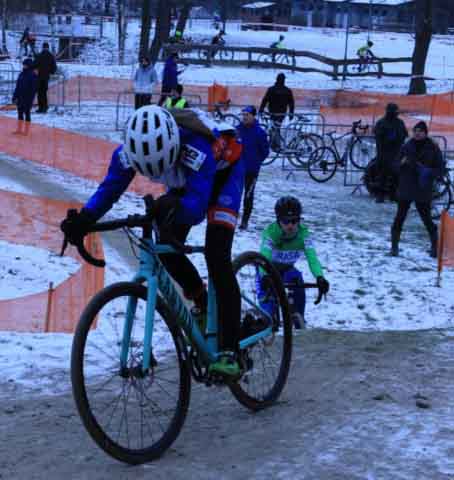 Zawody w kolarstwie przełajowym "Po trasie mistrzostw Polski" w Drzonkowie