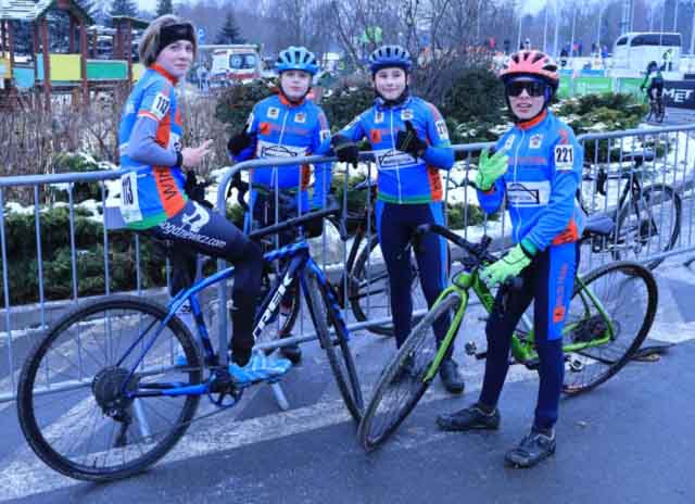 Zawody w kolarstwie przełajowym "Po trasie mistrzostw Polski" w Drzonkowie