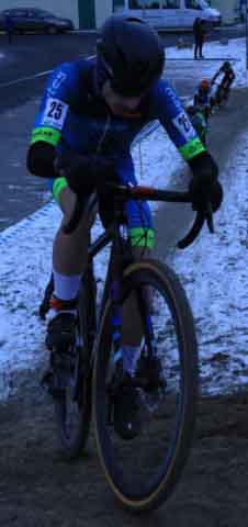 Zawody w kolarstwie przełajowym "Po trasie mistrzostw Polski" w Drzonkowie