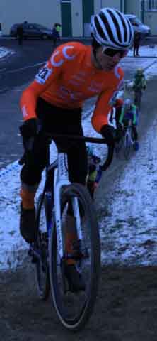 Zawody w kolarstwie przełajowym "Po trasie mistrzostw Polski" w Drzonkowie