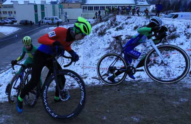 Zawody w kolarstwie przełajowym "Po trasie mistrzostw Polski" w Drzonkowie